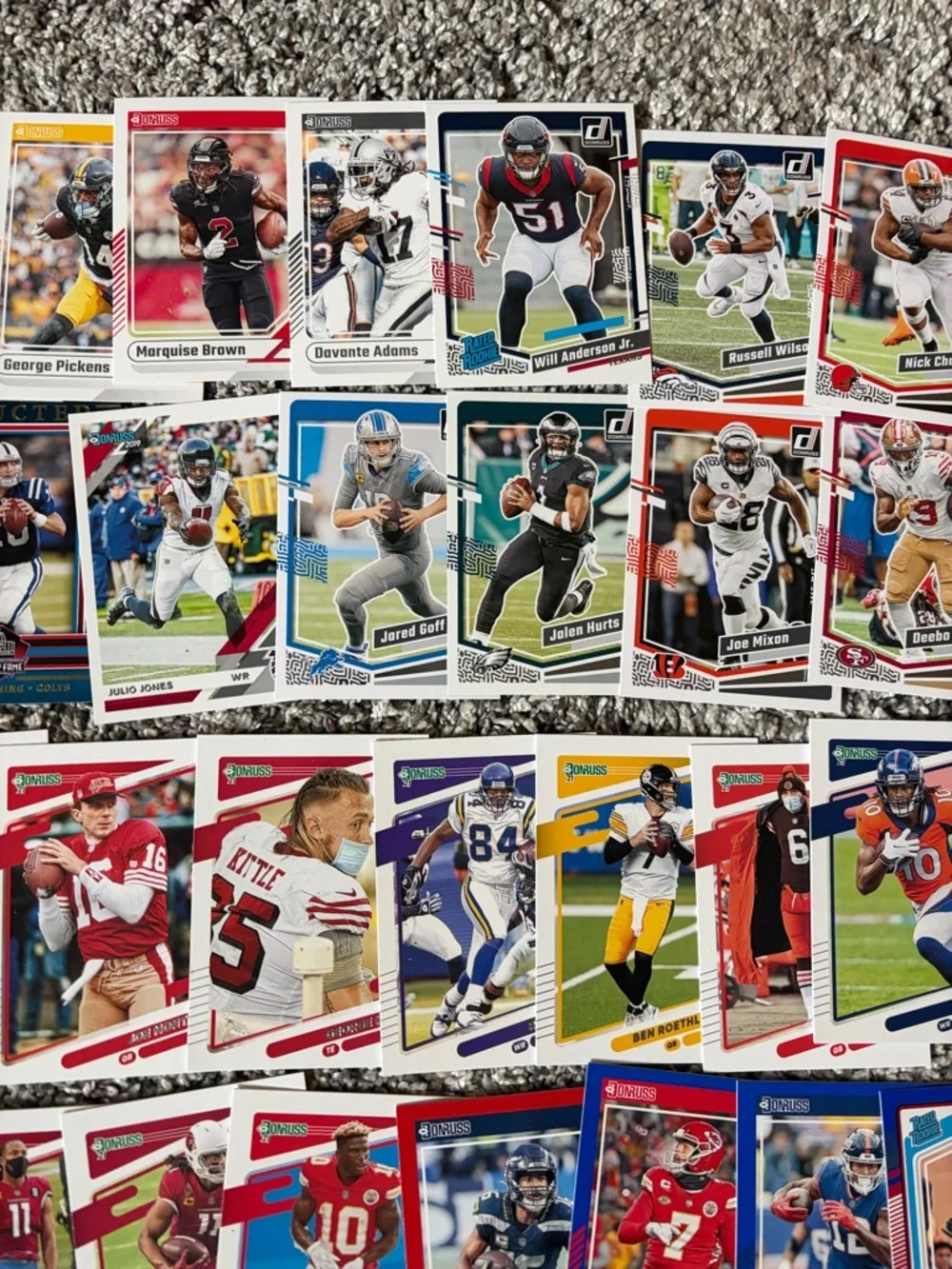 Lot of 120 mixed years Panini Donruss 2017-2024 football cards - Picture 6 of 11